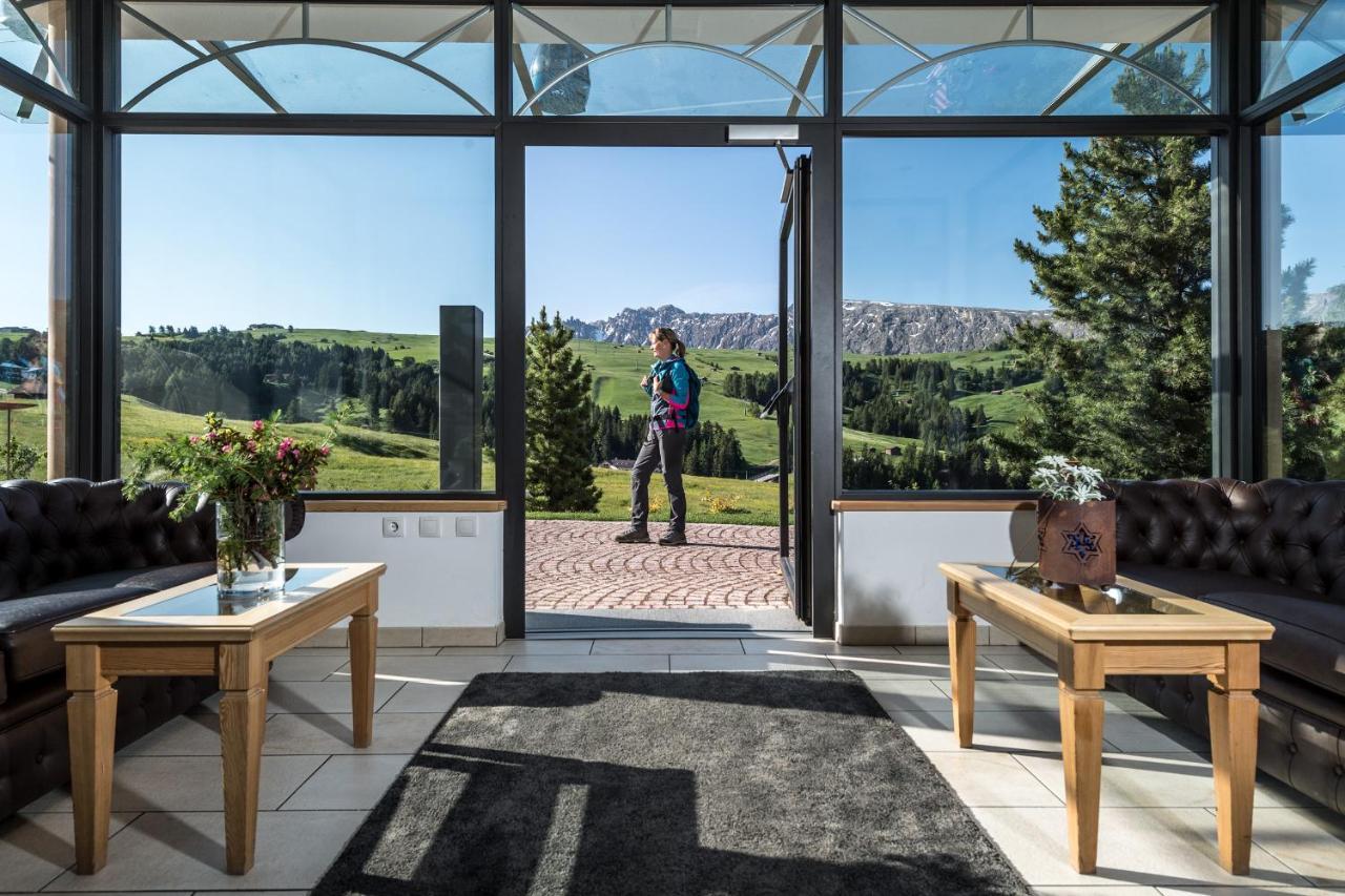 Hotel Schmung Alpe Di Siusi Buitenkant foto